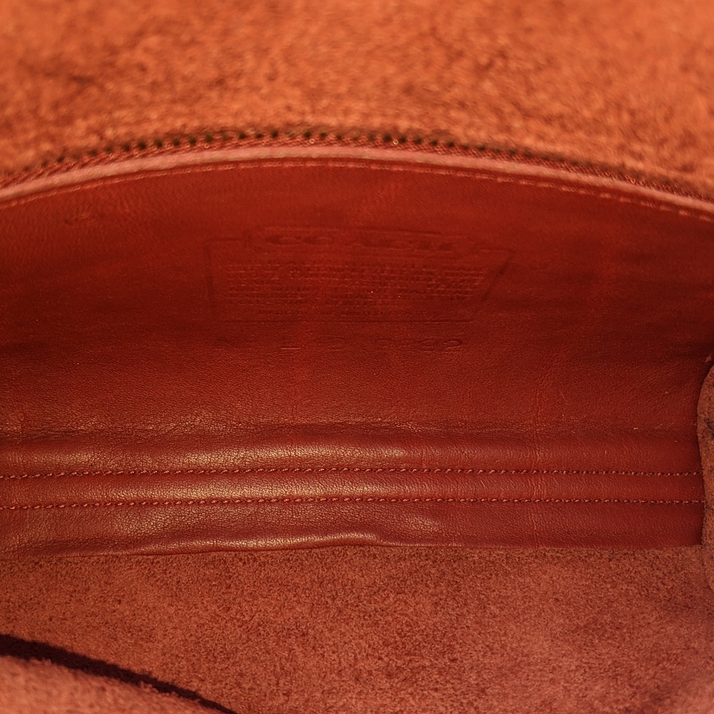 ✨🍒Vintage Coach Chrystie crossbody 9892 in Bordeaux - Picture 5 of 8